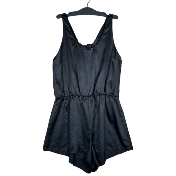 VICTORIA’S SECRET Satin Tied Back Loungewear Romper - Picture 4 of 15